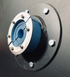 Установленная муфта Roxtec RS
